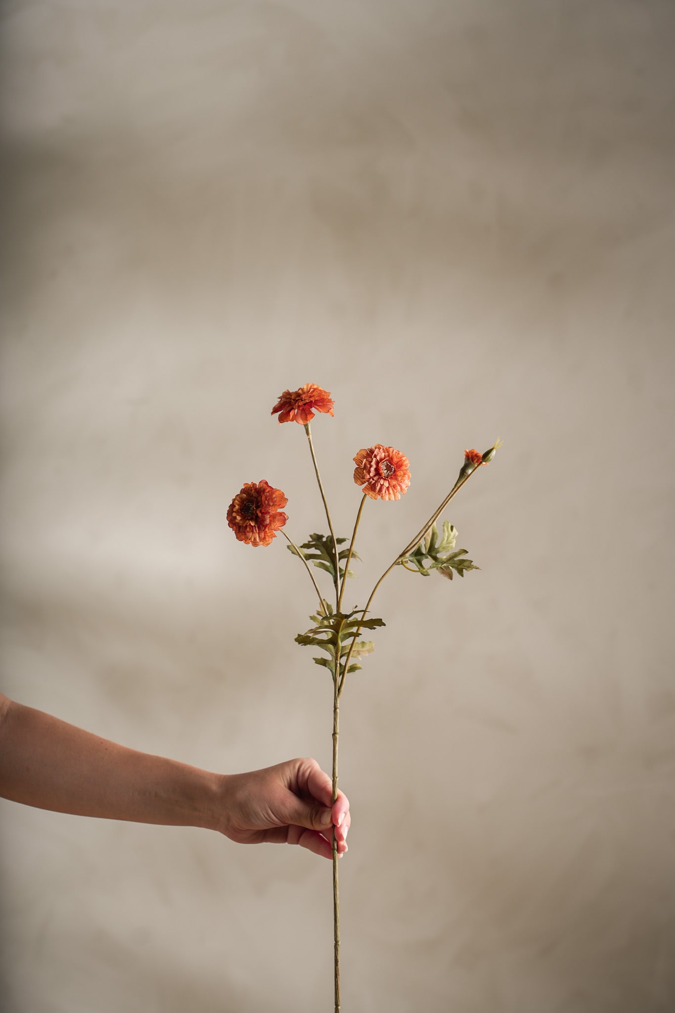 Konstgjord brun Tagetes 55cm
